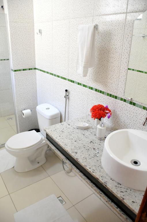 Oyo Apart Hotel Veleiros Санта-Крус-Кабралия Экстерьер фото