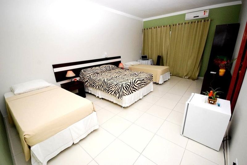 Oyo Apart Hotel Veleiros Санта-Крус-Кабралия Экстерьер фото