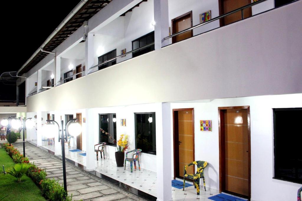 Oyo Apart Hotel Veleiros Санта-Крус-Кабралия Экстерьер фото